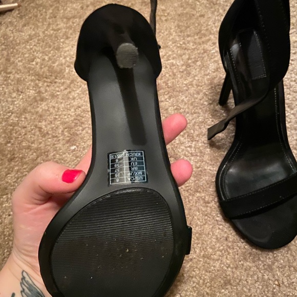 Sexy Strappy Stilletos - Picture 2 of 4